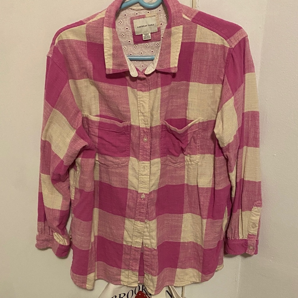 American Eagle Pink and Cream Plaid Shirt